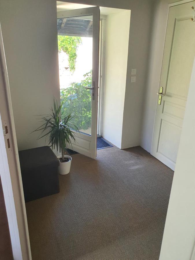 ホテル Chambre Avec Salle De Bain Donzy エクステリア 写真